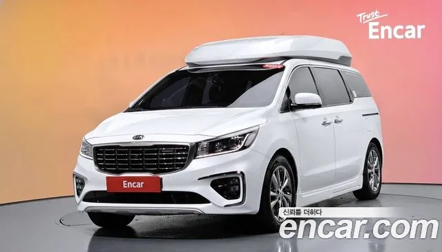 Kia Canival 2019 — photo 1