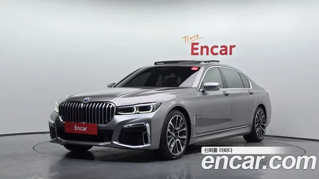 BMW 7-Series 2021 — photo 1