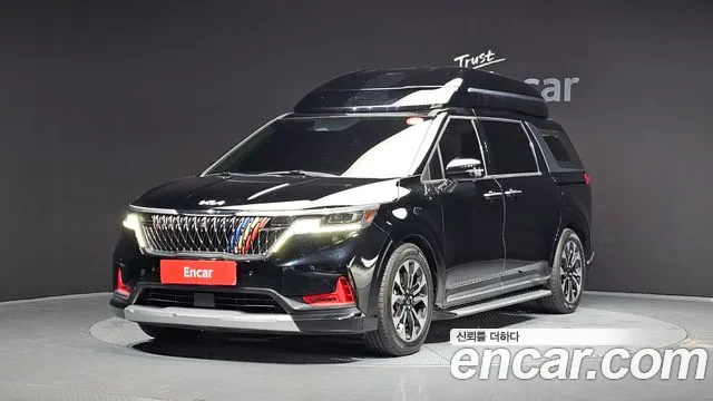 Kia Canival 2021 — photo 1
