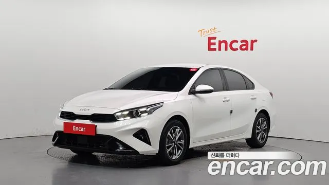 Kia K3 2023 — photo 1
