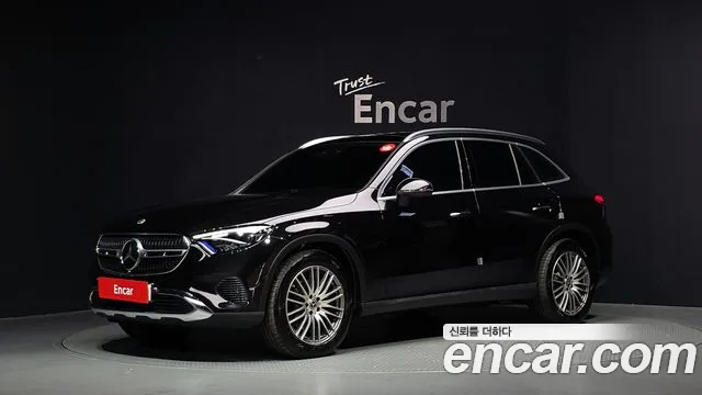 Mercedes-Benz GLC-Class 2026 — photo 1