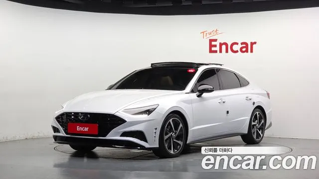 Hyundai Sonata 2022 — photo 1