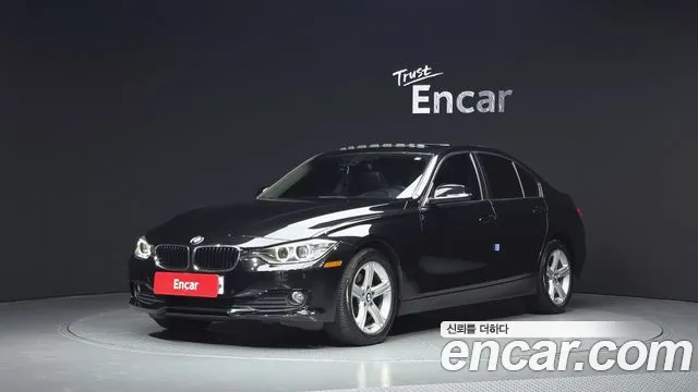 BMW 3-Series 2012 — photo 1