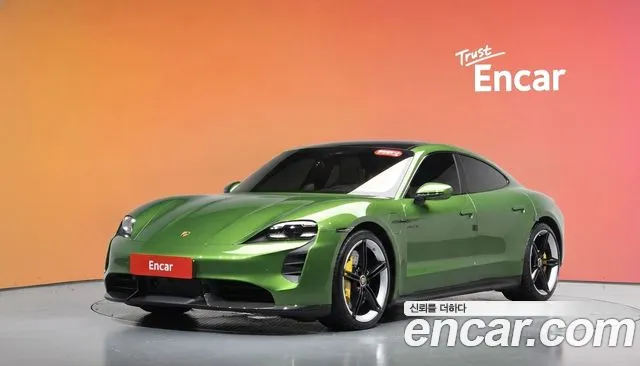 Porsche Taycan 2021 — photo 1