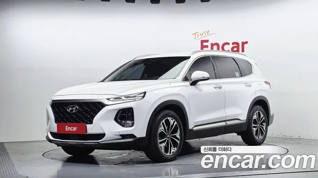 Hyundai Santafe 2019 — photo 1