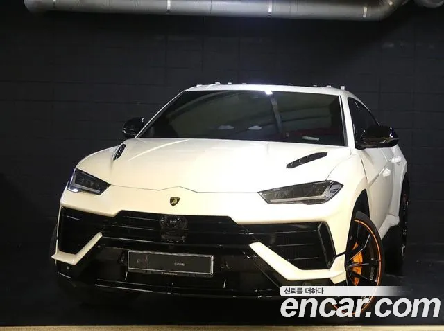 Lamborghini Urus 2024 — photo 1