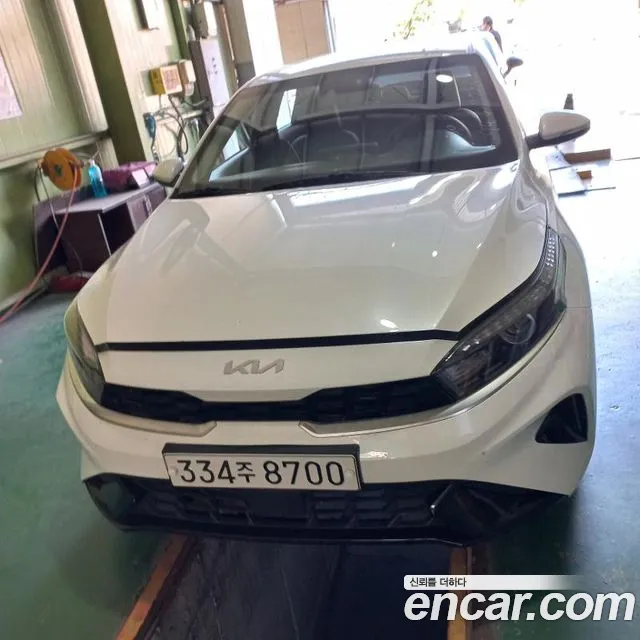 Kia K3 2023 — photo 1