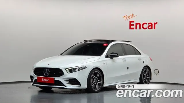 Mercedes-Benz A-Class 2023 — photo 1