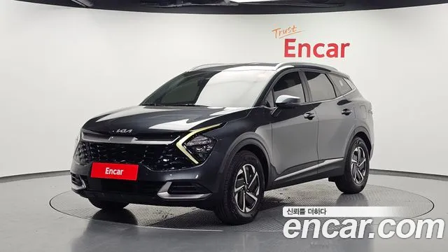 Kia Sportage 2023 — photo 1