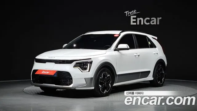 Kia Niro 2024 — photo 1