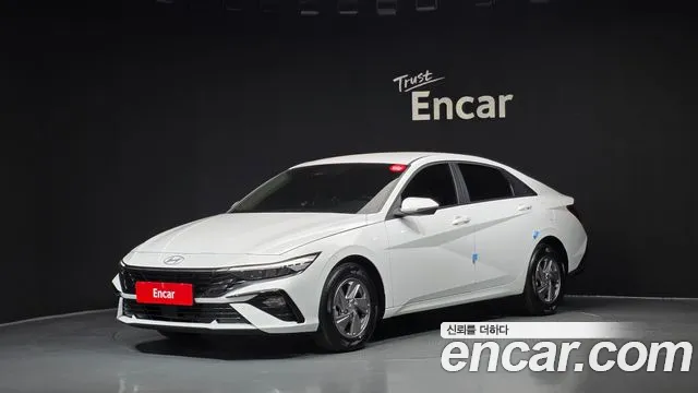 Hyundai AVANTE 2025 — photo 1