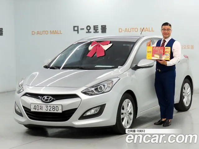 Hyundai i30 2012 — photo 1
