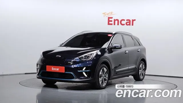 Kia Niro 2019 — photo 1