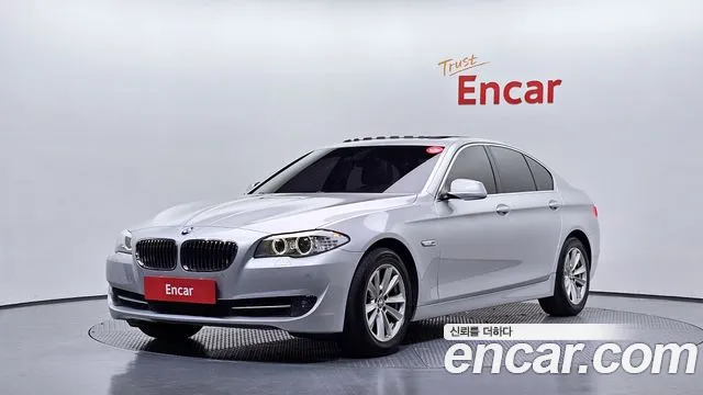 BMW 5-Series 2011 — photo 1