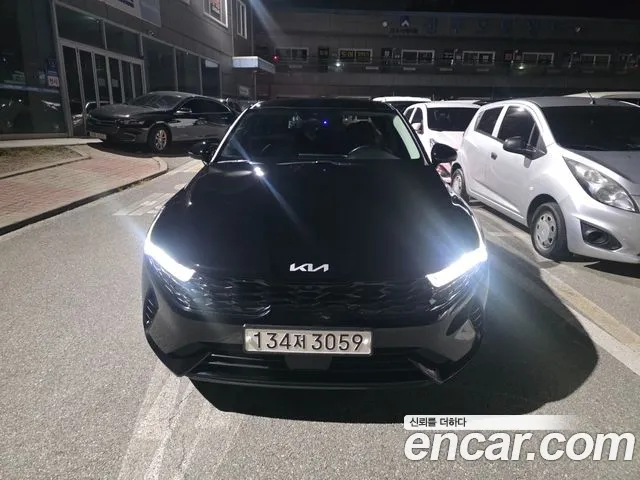 Kia K5 2022 — photo 1
