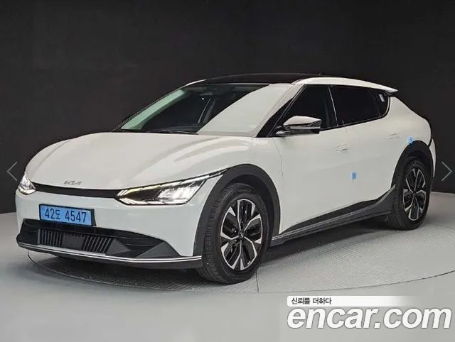 Kia EV6 2022 — photo 1