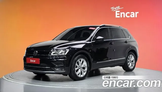 Volkswagen Tiguan 2020 — photo 1