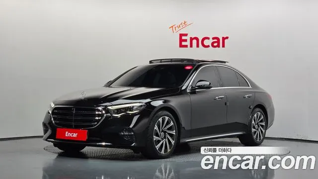 Mercedes-Benz E-Class 2024 — photo 1