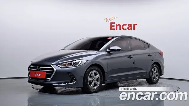Hyundai AVANTE 2017 — photo 1
