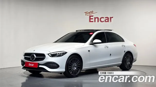 Mercedes-Benz C-Class 2022 — photo 1