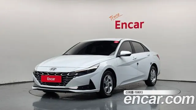 Hyundai AVANTE 2022 — photo 1