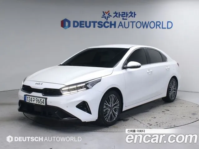 Kia K3 2022 — photo 1