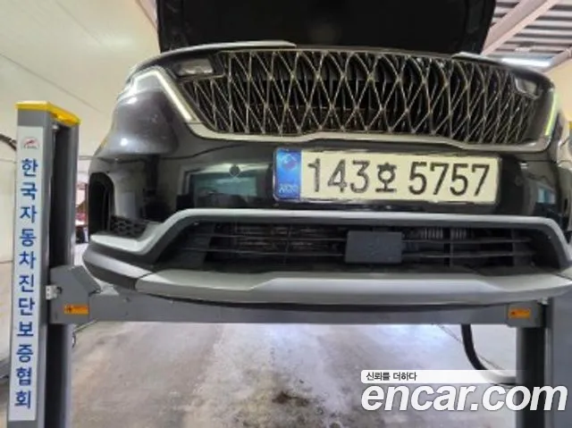 Kia Canival 2022 — photo 1