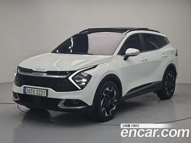 Kia Sportage 2023 — photo 1