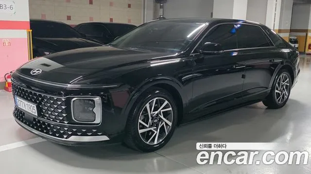Hyundai Grandeur 2023 — photo 1