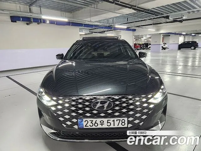 Hyundai Grandeur 2022 — photo 1