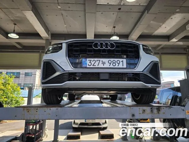 Audi Q2 2023 — photo 1