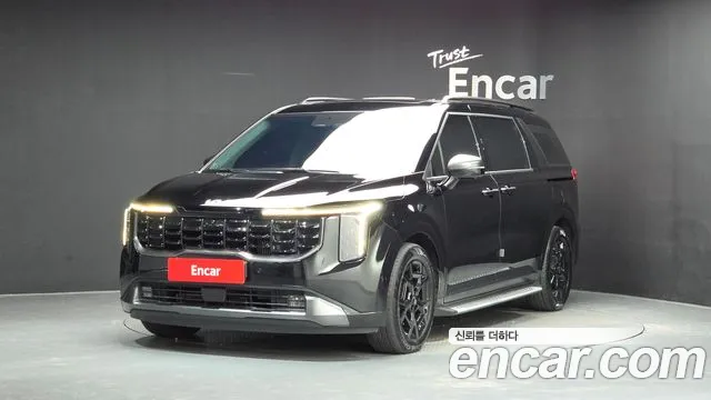 Kia Canival 2025 — photo 1