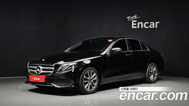 Mercedes-Benz E-Class 2019 — photo 1