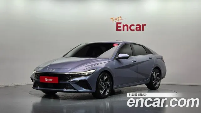 Hyundai AVANTE 2024 — photo 1
