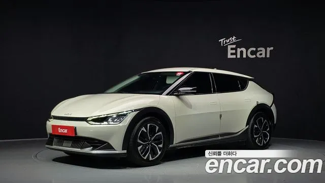 Kia EV6 2023 — photo 1