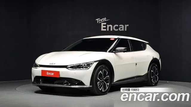 Kia EV6 2022 — photo 1