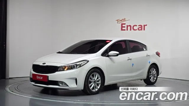 Kia K3 2016 — photo 1