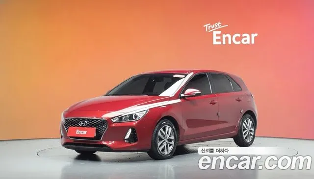 Hyundai i30 2018 — photo 1