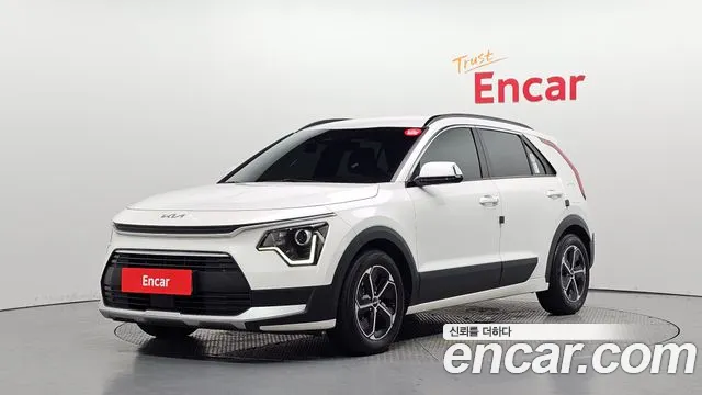 Kia Niro 2022 — photo 1