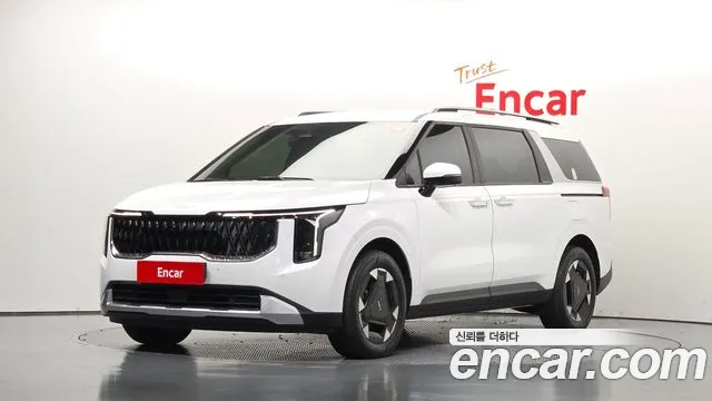 Kia Canival 2025 — photo 1