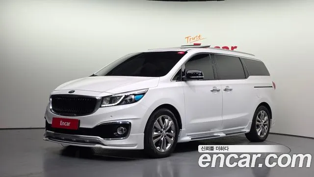 Kia Canival 2018 — photo 1