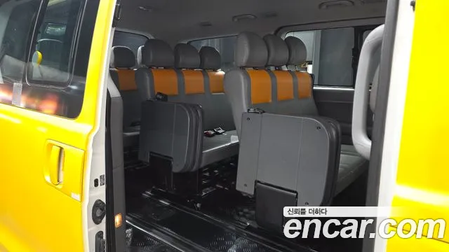 Hyundai Starex 2016 — photo 1