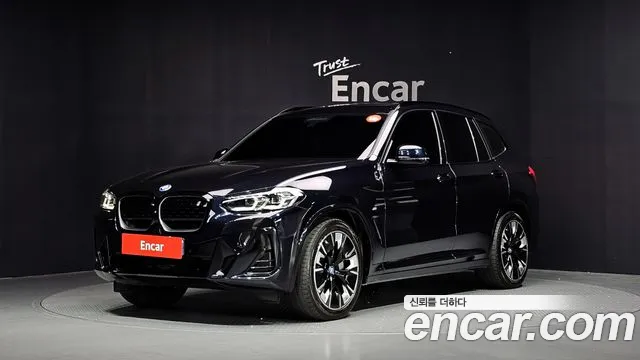 BMW iX3 2022 — photo 1