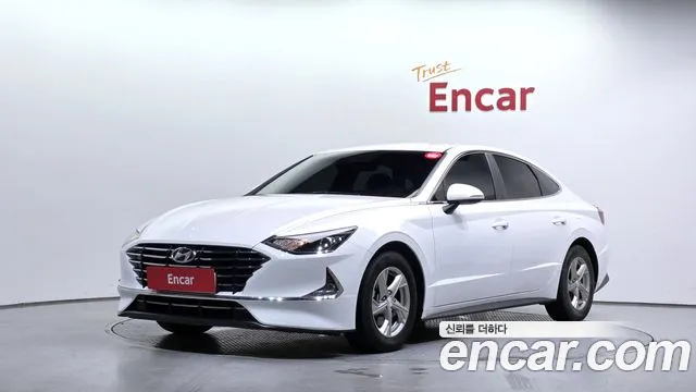 Hyundai Sonata 2022 — photo 1
