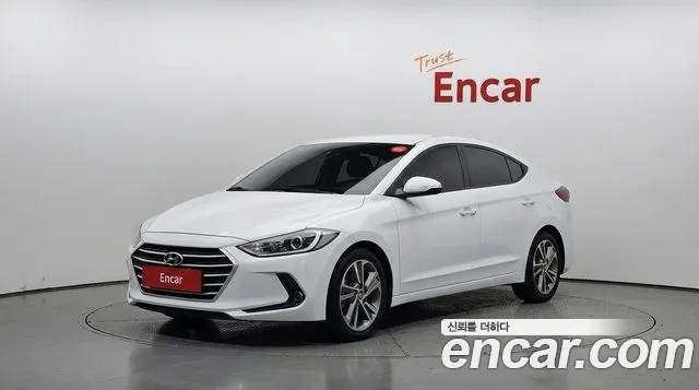 Hyundai AVANTE 2018 — photo 1