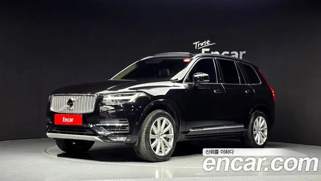 Volvo XC90 2017 — photo 1