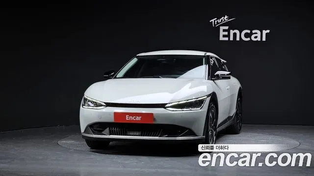 Kia EV6 2023 — photo 1