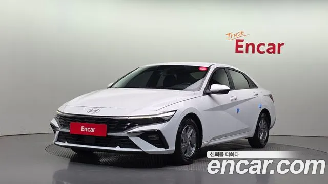 Hyundai AVANTE 2024 — photo 1