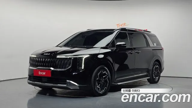 Kia Canival 2025 — photo 1