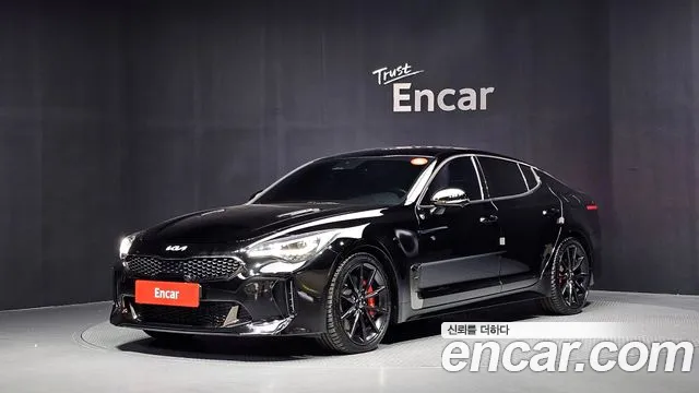 Kia Stinger 2022 — photo 1